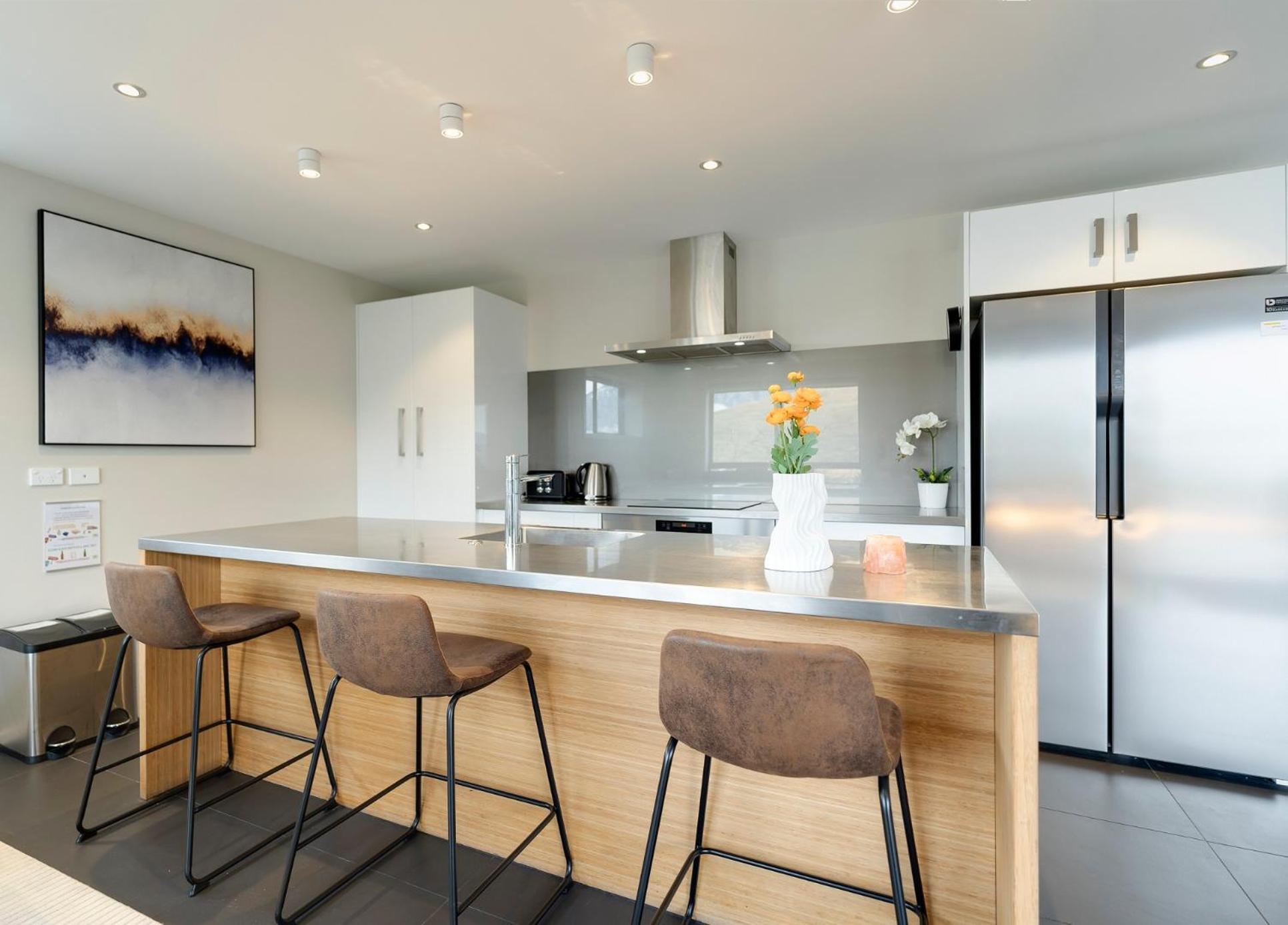 Queenstown Lake And Mountain View Retreat Free Wifi Free Street Parking מראה חיצוני תמונה